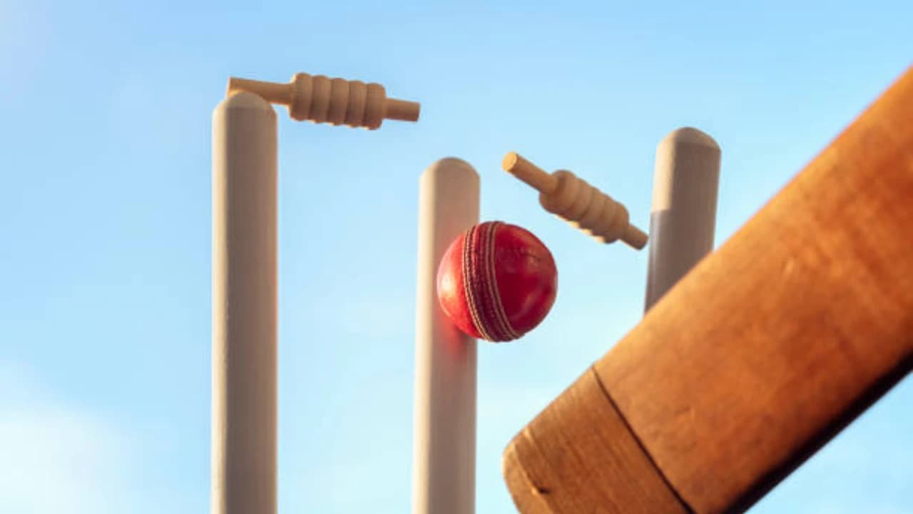 Cricket Dismissal Rules: Ways a Batter Can Get Out